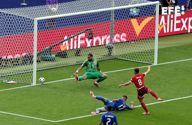 Suiza sorprende a Italia y avanza a los cuartos de final de la Eurocopa ...